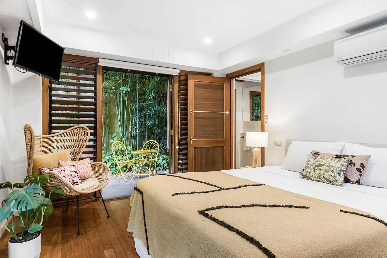 Byron Blisshouse Garden Villa - Beachside Retreat Byron Bay